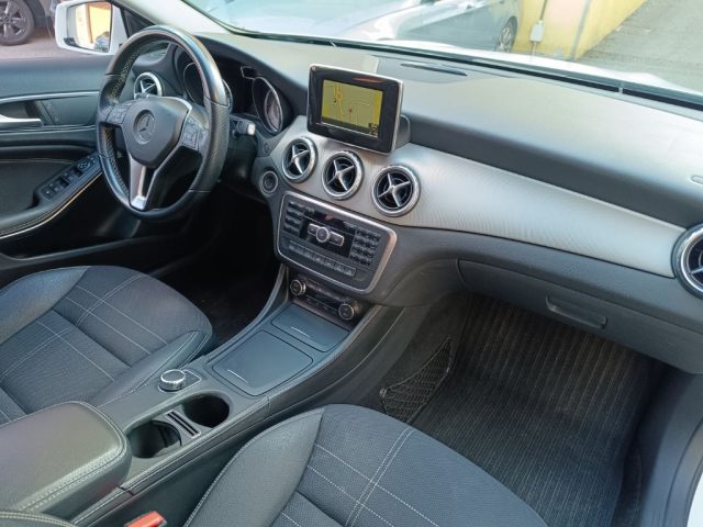 MERCEDES-BENZ GLA 200 usata, con Streaming musicale integrato