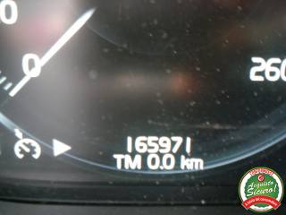 VOLVO XC60 usata 16