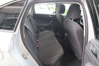 VOLKSWAGEN Taigo usata 101