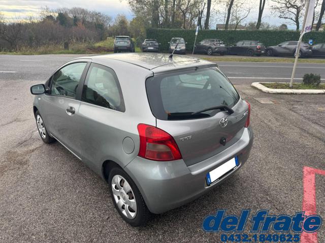 TOYOTA Yaris usata, con Airbag laterali