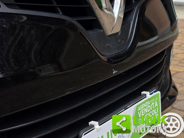 RENAULT Clio usata, con Volante in pelle