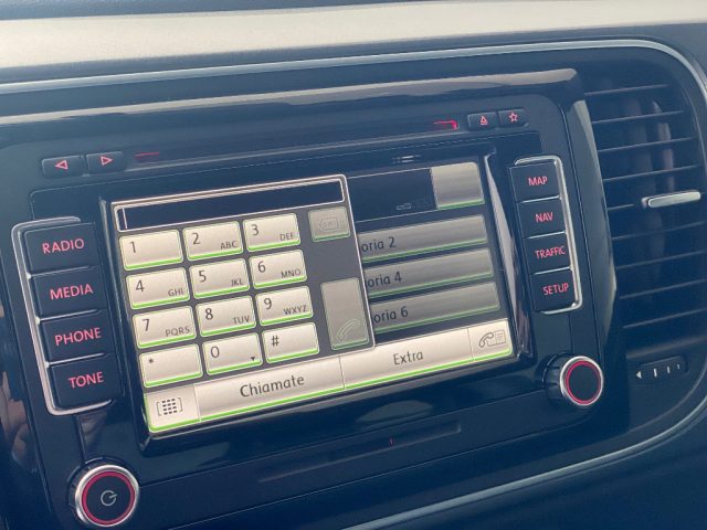 VOLKSWAGEN Maggiolino usata, con Cruise Control