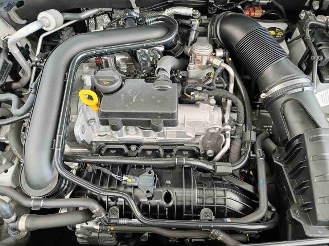 SKODA Fabia usata, con Specchietti laterali elettrici