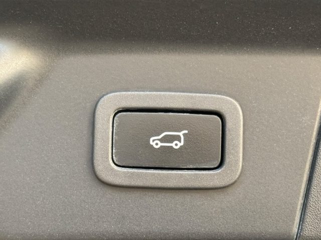 LAND ROVER Range Rover Velar usata, con Specchietti laterali elettrici