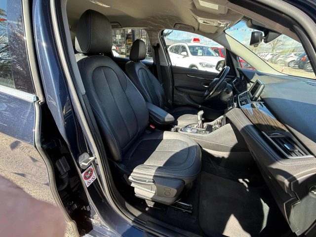 BMW 216 usata, con Bluetooth