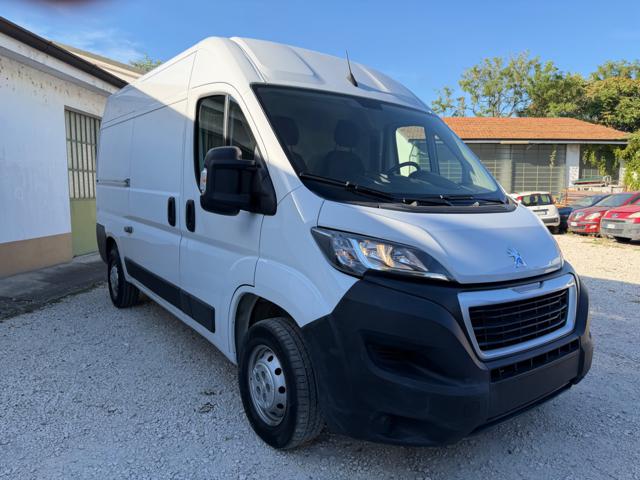 PEUGEOT Boxer usata, con Airbag Passeggero