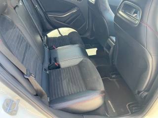 MERCEDES-BENZ GLA 220 usata 17