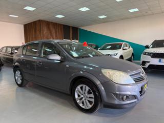 OPEL Astra usata, con Alzacristalli elettrici