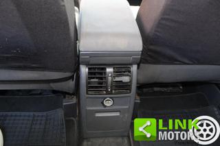 VOLKSWAGEN Touran usata, con Vetri oscurati