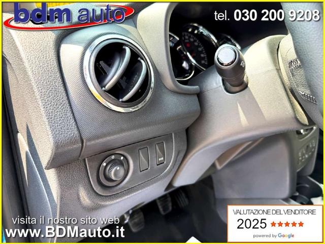 DACIA Sandero usata, con Touch screen