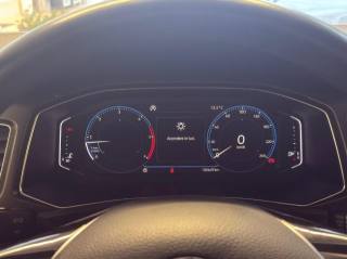 VOLKSWAGEN T-Roc usata, con Controllo trazione