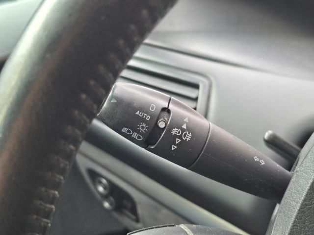 PEUGEOT 807 usata, con Sensore di pioggia