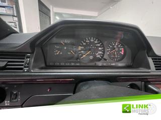MERCEDES-BENZ E 200 usata 21