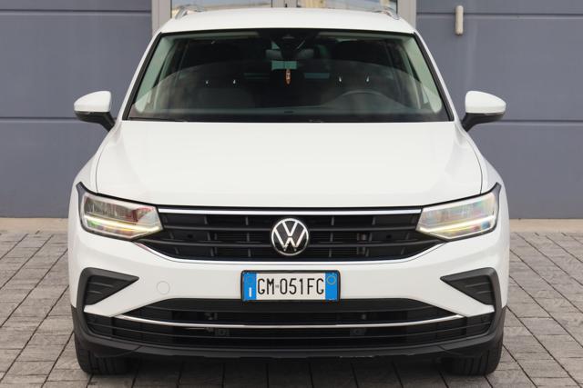 VOLKSWAGEN Tiguan usata, con Luci diurne