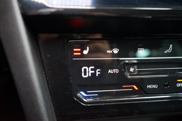VOLKSWAGEN Passat Variant usata, con Start/Stop Automatico