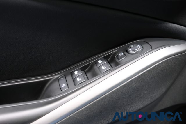 OPEL Grandland usata, con Frenata d