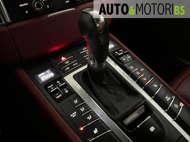 PORSCHE Macan usata, con Sedili riscaldati