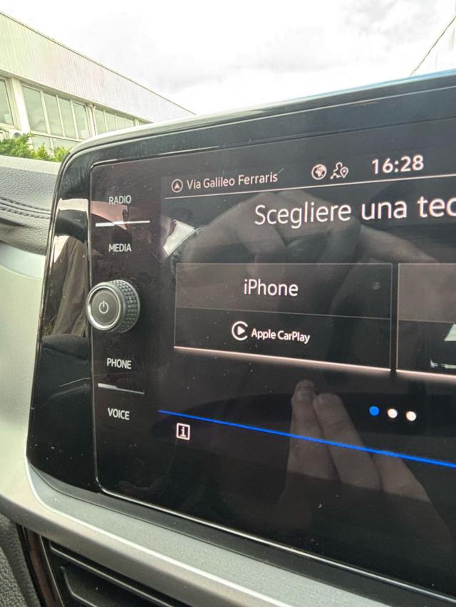VOLKSWAGEN T-Roc usata, con Park Distance Control