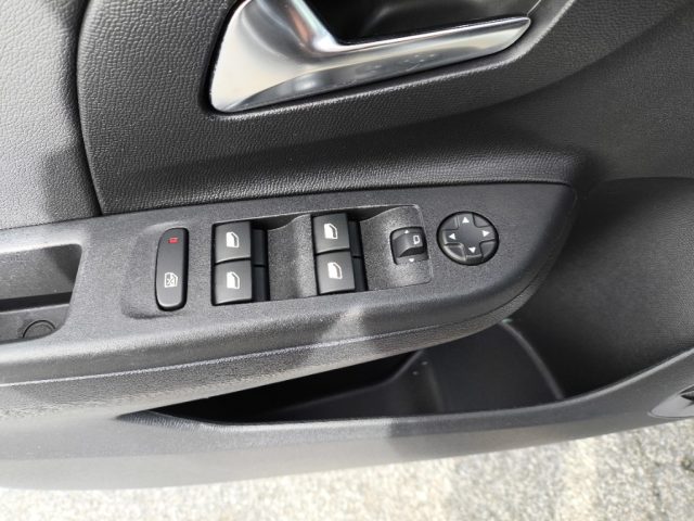 OPEL Corsa usata 10