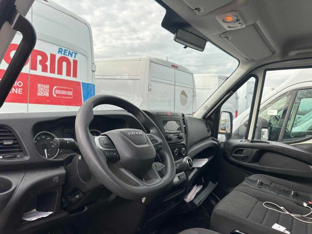 IVECO Daily usata, con Alzacristalli elettrici