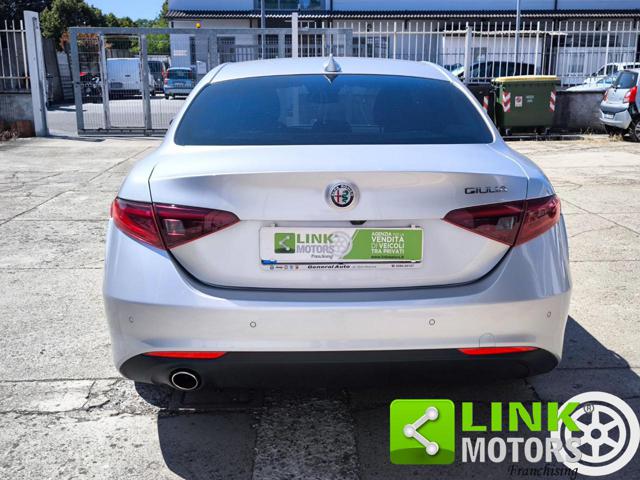 ALFA ROMEO Giulia usata, con Autoradio