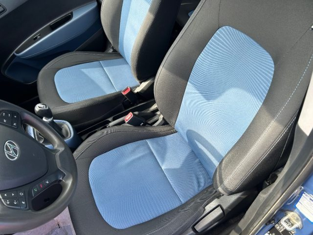 HYUNDAI i10 usata, con Chiusura centralizzata