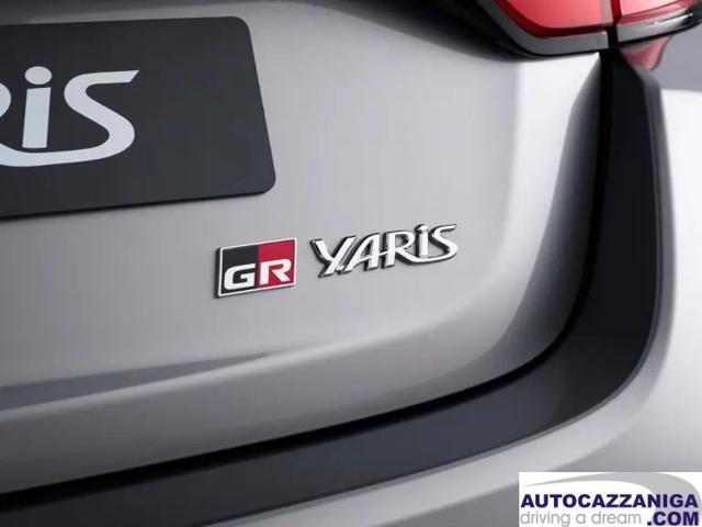 TOYOTA Yaris usata, con Fendinebbia