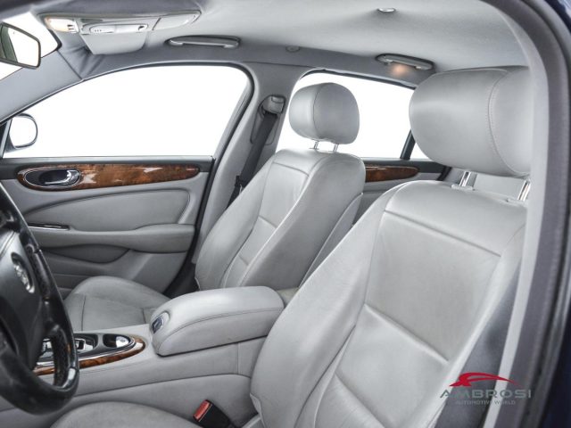 JAGUAR XJ usata 8