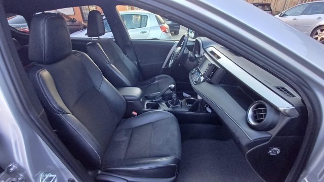 TOYOTA RAV 4 usata, con Cruise Control