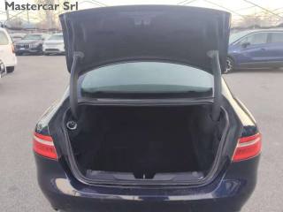 JAGUAR XE usata, con Fendinebbia