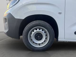 OPEL Combo usata, con Airbag testa