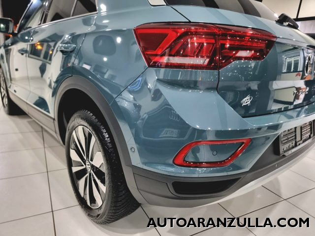 VOLKSWAGEN T-Roc usata, con MP3