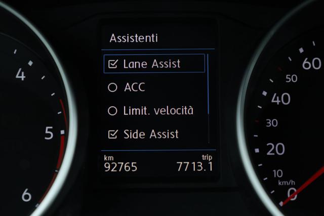 VOLKSWAGEN Tiguan usata, con Autoradio