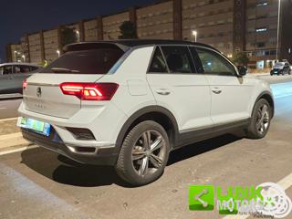 VOLKSWAGEN T-Roc usata, con Airbag