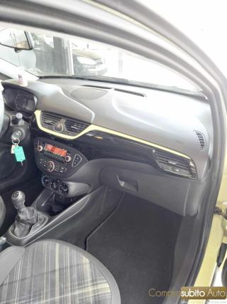 OPEL Corsa usata, con Servosterzo