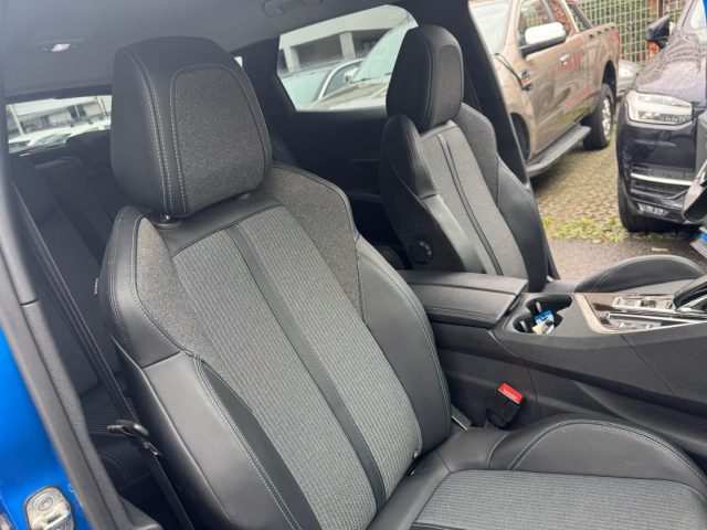 PEUGEOT 3008 usata, con Controllo vocale