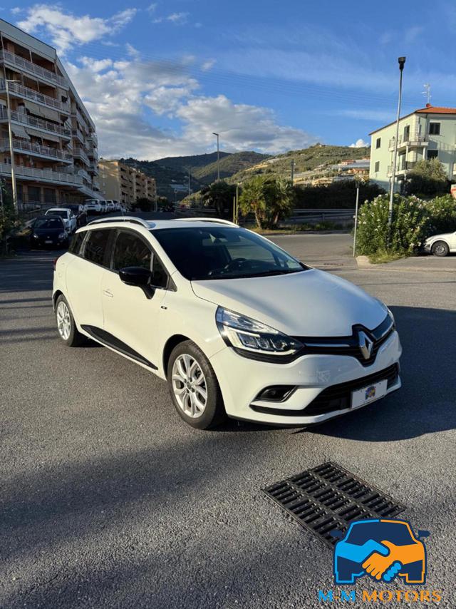 RENAULT Clio usata, con Climatizzatore