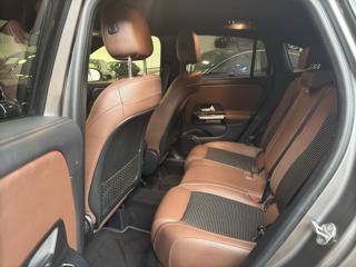 MERCEDES-BENZ GLA 200 usata, con Controllo automatico clima