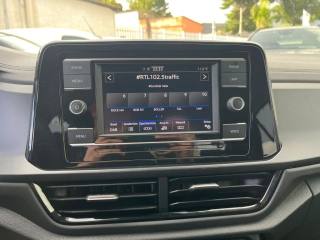 VOLKSWAGEN T-Roc usata, con Autoradio digitale