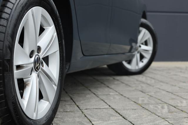 VOLKSWAGEN Golf usata, con Monitoraggio pressione pneumatici