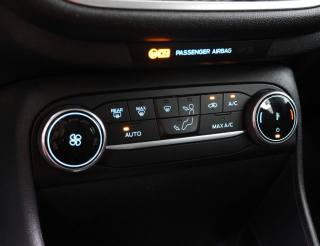 FORD Fiesta usata, con Bluetooth