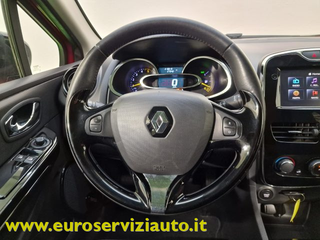 RENAULT Clio usata, con USB