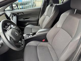 TOYOTA C-HR usata, con Bracciolo