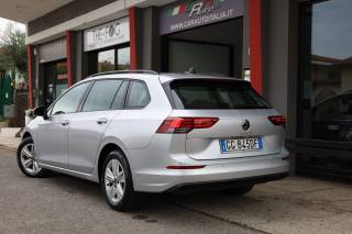 VOLKSWAGEN Golf Variant usata, con Climatizzatore