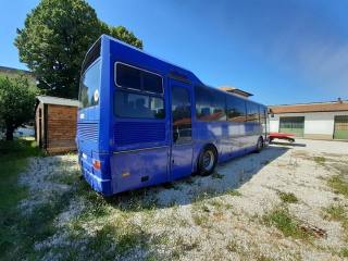 IVECO LKW/TRUCKS usata, con Airbag Passeggero