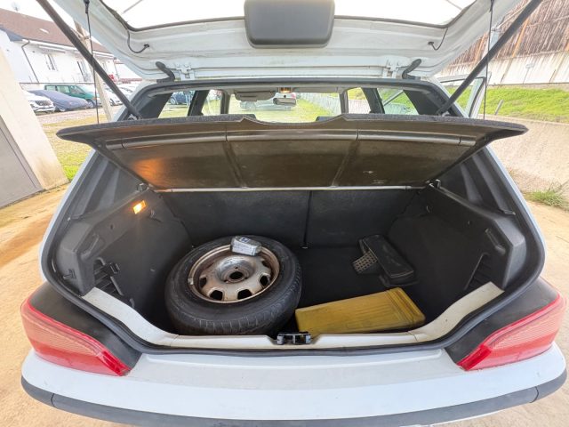 PEUGEOT 106 usata 35