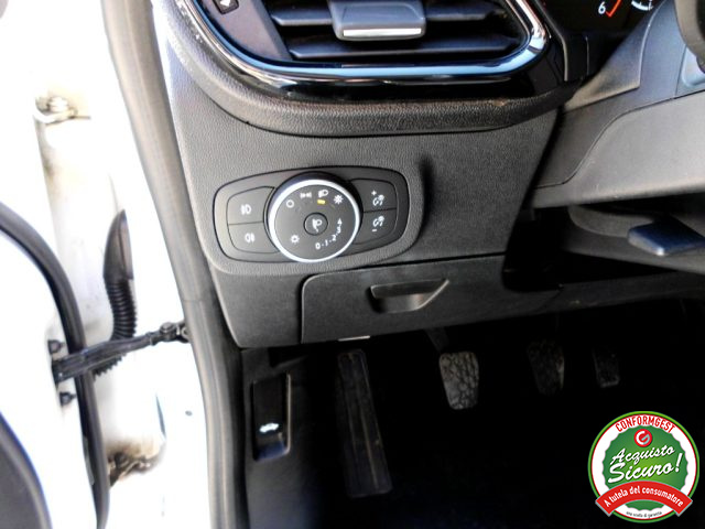 FORD Fiesta usata, con Lettore CD