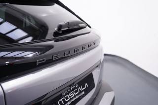 PEUGEOT 2008 usata, con Airbag testa