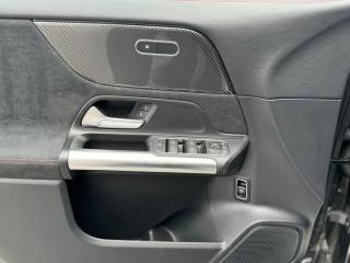 MERCEDES-BENZ GLA 200 usata, con Climatizzatore