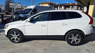 VOLVO XC60 usata, con Regolazione elettrica sedili